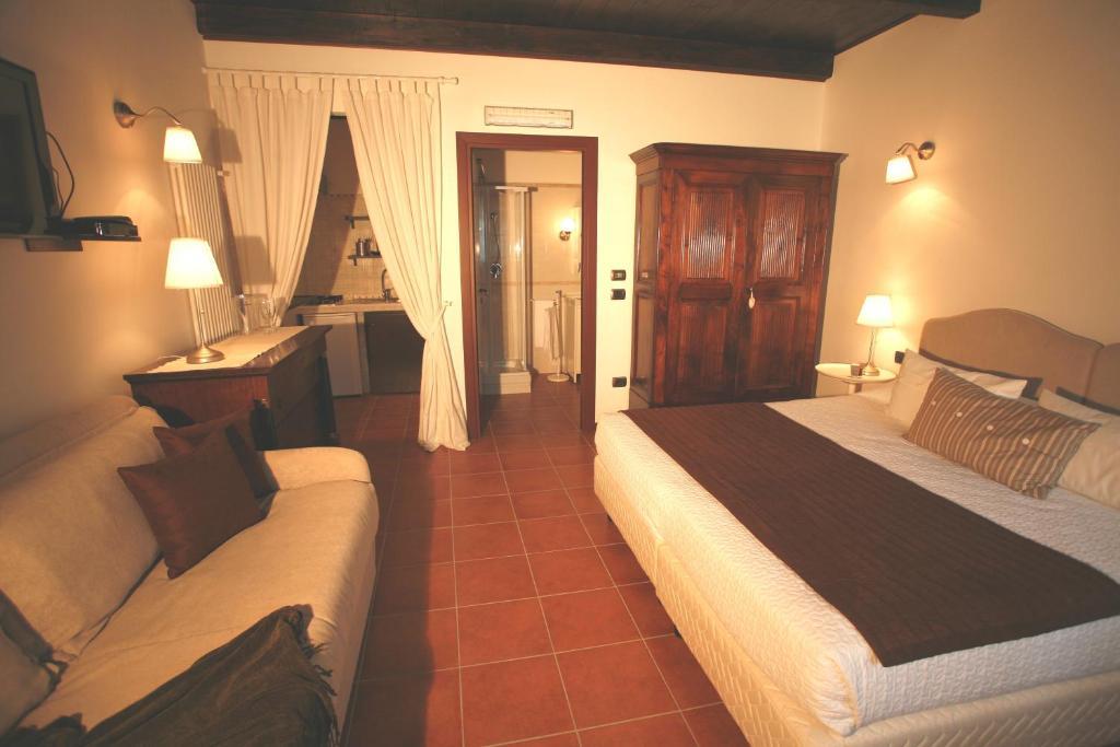 La Maragliana Castel Rocchero Quarto foto